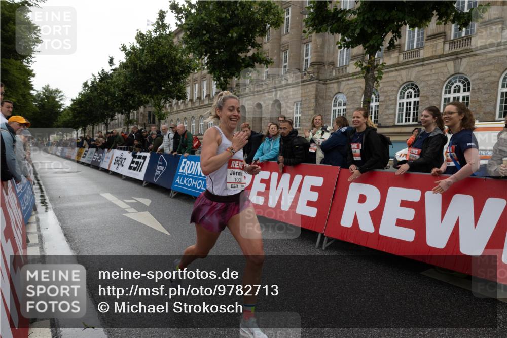 14.06.2026 - REWE Women's Run Michael Strokosch http://msf.ph/oto/9782713 14.06.2026 09:43:23 Laufen  meine-sportfotos.de