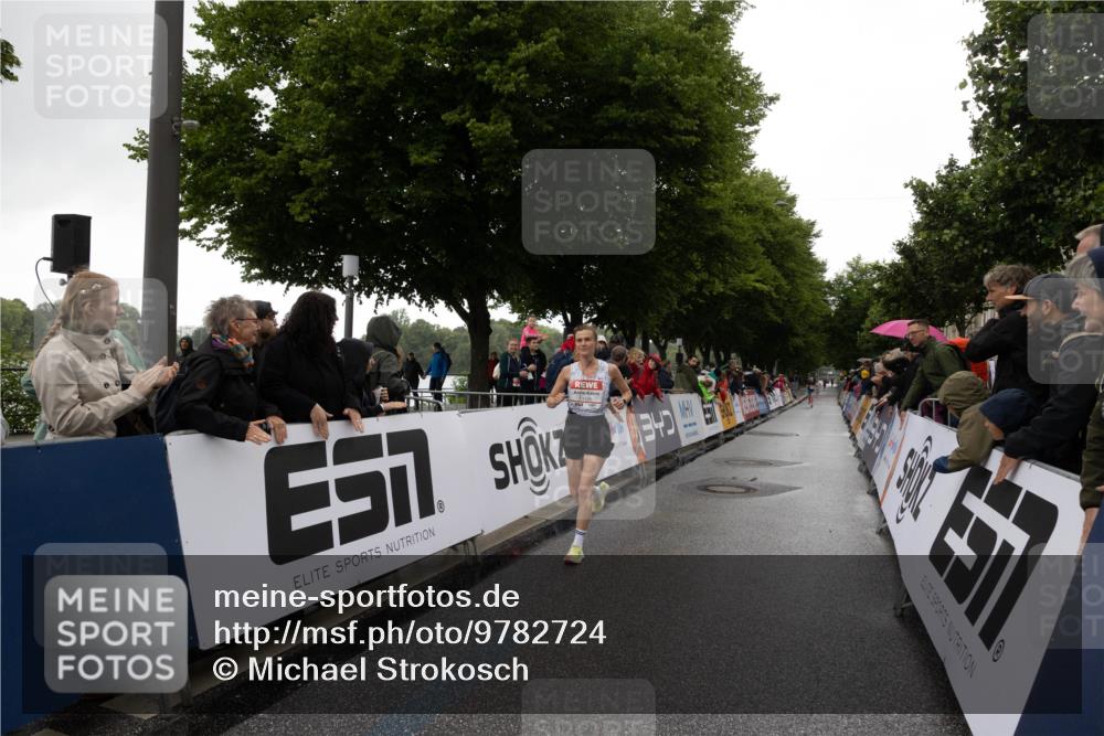 14.06.2026 - REWE Women's Run Michael Strokosch http://msf.ph/oto/9782724 14.06.2026 09:43:42 Laufen 1 meine-sportfotos.de