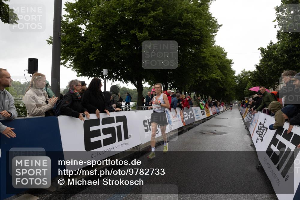 14.06.2026 - REWE Women's Run Michael Strokosch http://msf.ph/oto/9782733 14.06.2026 09:43:42 Laufen  meine-sportfotos.de