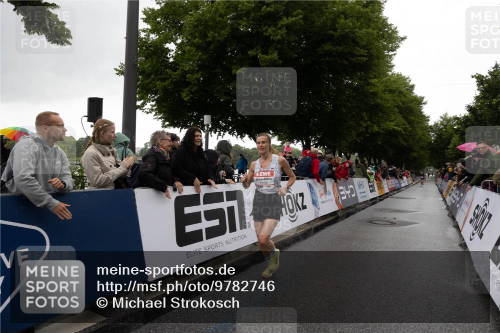 14.06.2026 - REWE Women's Run Michael Strokosch http://msf.ph/oto/9782746 14.06.2026 09:43:42 Laufen  meine-sportfotos.de