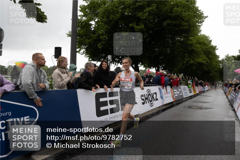 14.06.2026 - REWE Women's Run Michael Strokosch http://msf.ph/oto/9782752 14.06.2026 09:43:42 Laufen 11126, 3 meine-sportfotos.de