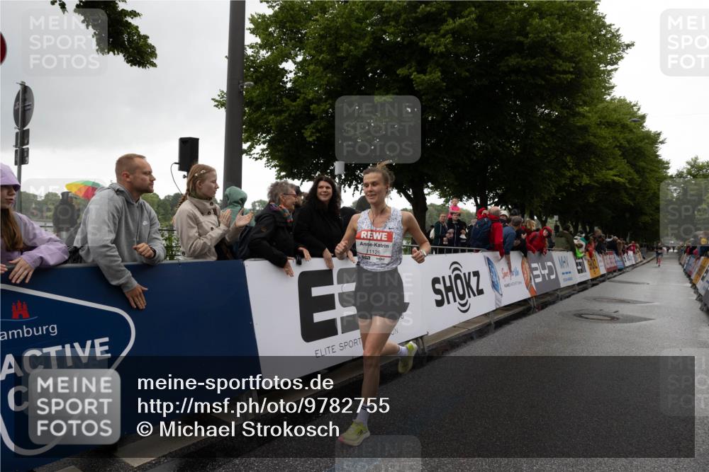 14.06.2026 - REWE Women's Run Michael Strokosch http://msf.ph/oto/9782755 14.06.2026 09:43:42 Laufen 11126 meine-sportfotos.de
