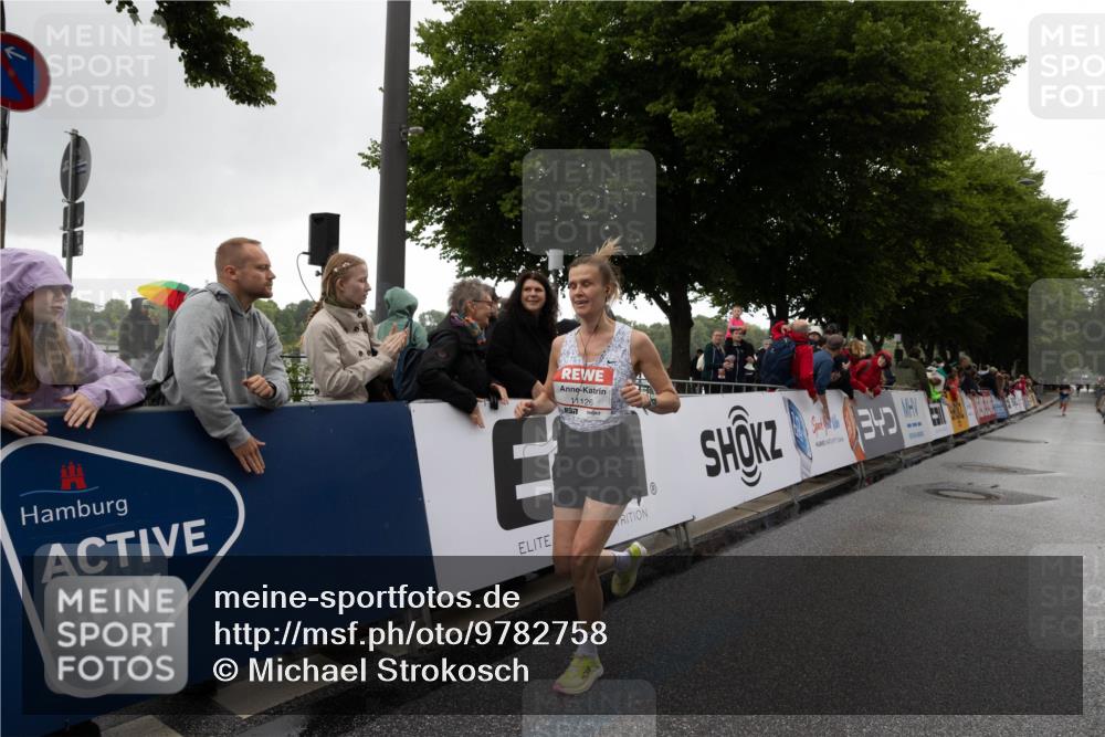 14.06.2026 - REWE Women's Run Michael Strokosch http://msf.ph/oto/9782758 14.06.2026 09:43:42 Laufen 11126, 34 meine-sportfotos.de