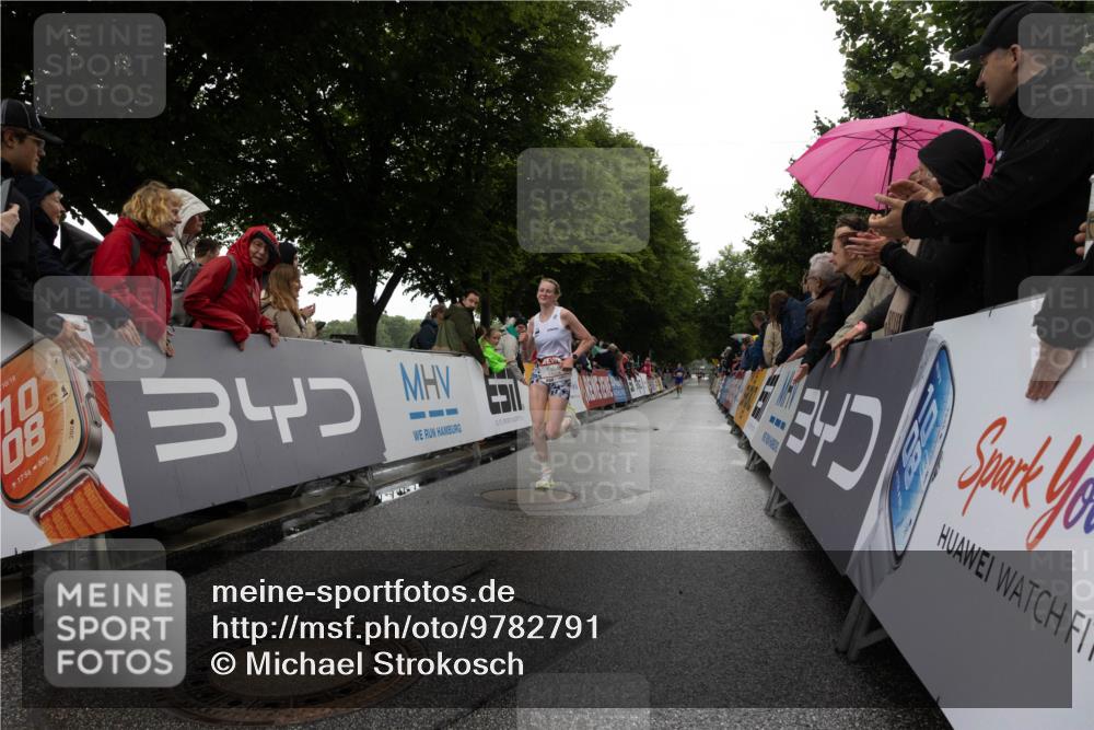 14.06.2026 - REWE Women's Run Michael Strokosch http://msf.ph/oto/9782791 14.06.2026 09:43:56 Laufen 7645, 10, 18, 10, 08, 17, 56, 80, 340, 34 meine-sportfotos.de