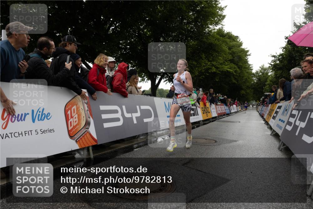 14.06.2026 - REWE Women's Run Michael Strokosch http://msf.ph/oto/9782813 14.06.2026 09:43:57 Laufen 5, 10, 18, 10, 08, 17, 56, 80, 11508, 340 meine-sportfotos.de
