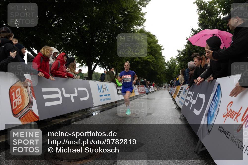 14.06.2026 - REWE Women's Run Michael Strokosch http://msf.ph/oto/9782819 14.06.2026 09:44:03 Laufen 10, 18, 10, 08, 17, 56, 80, 34, 4 meine-sportfotos.de