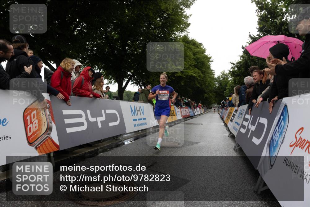 14.06.2026 - REWE Women's Run Michael Strokosch http://msf.ph/oto/9782823 14.06.2026 09:44:03 Laufen 17, 56, 80, 3 meine-sportfotos.de