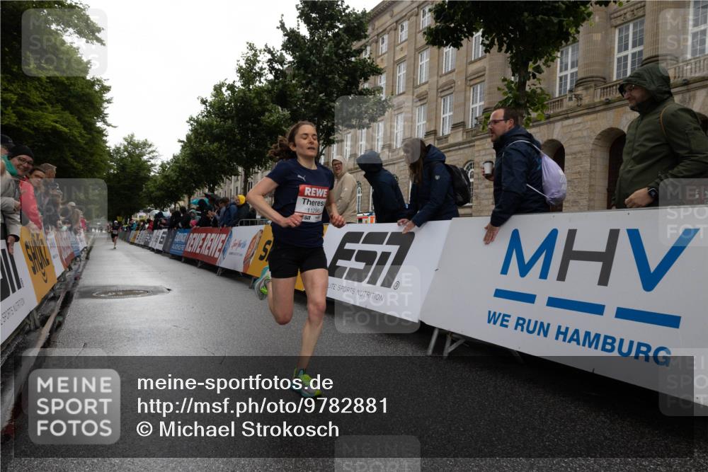 14.06.2026 - REWE Women's Run Michael Strokosch http://msf.ph/oto/9782881 14.06.2026 09:44:12 Laufen 11296 meine-sportfotos.de