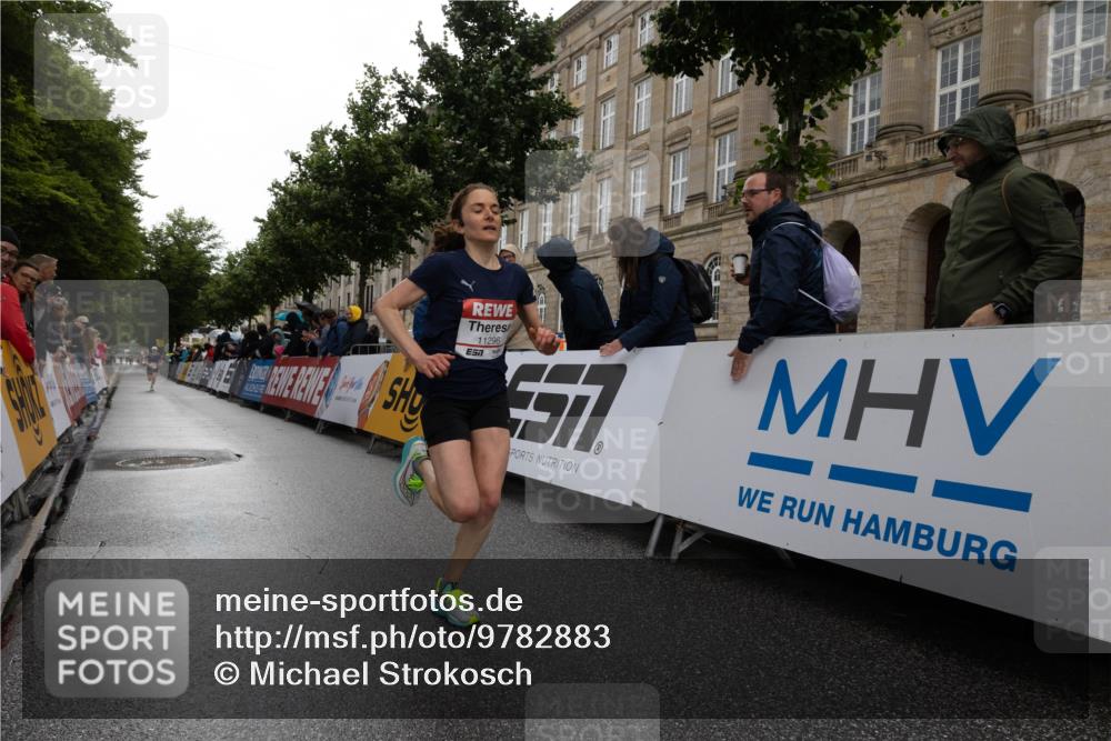 14.06.2026 - REWE Women's Run Michael Strokosch http://msf.ph/oto/9782883 14.06.2026 09:44:12 Laufen 11296, 7 meine-sportfotos.de