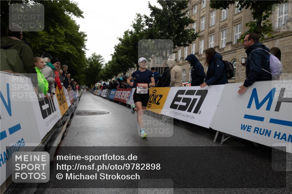 14.06.2026 - REWE Women's Run Michael Strokosch http://msf.ph/oto/9782898 14.06.2026 09:44:18 Laufen  meine-sportfotos.de