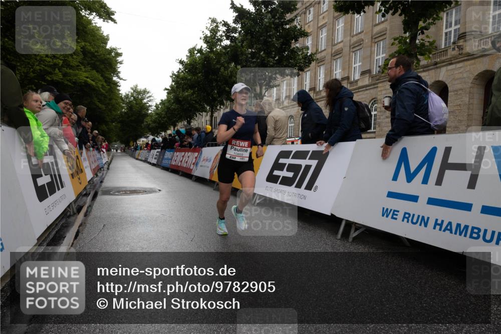 14.06.2026 - REWE Women's Run Michael Strokosch http://msf.ph/oto/9782905 14.06.2026 09:44:18 Laufen 10859 meine-sportfotos.de