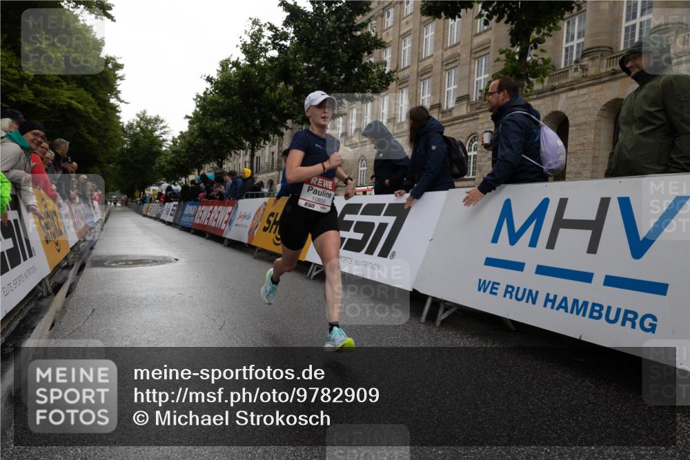 14.06.2026 - REWE Women's Run Michael Strokosch http://msf.ph/oto/9782909 14.06.2026 09:44:18 Laufen 10859, 7 meine-sportfotos.de