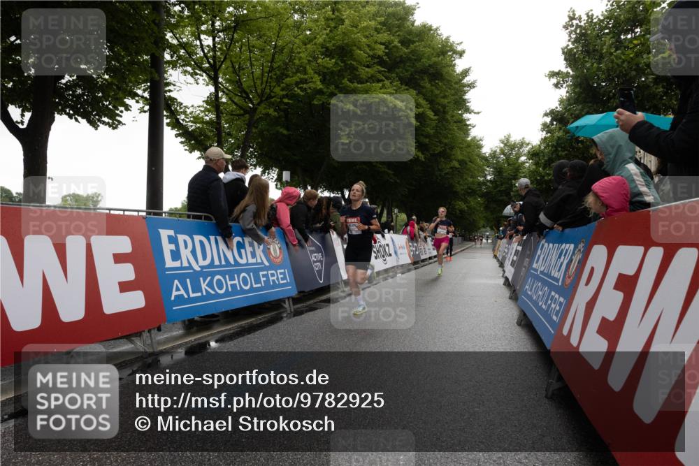 14.06.2026 - REWE Women's Run Michael Strokosch http://msf.ph/oto/9782925 14.06.2026 09:44:34 Laufen 447 meine-sportfotos.de
