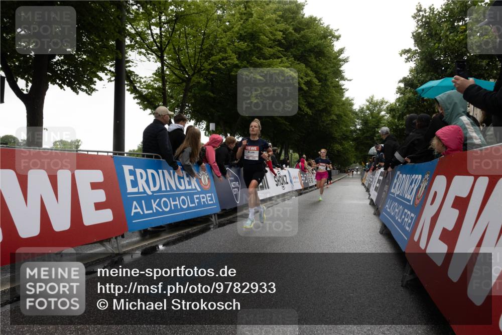 14.06.2026 - REWE Women's Run Michael Strokosch http://msf.ph/oto/9782933 14.06.2026 09:44:34 Laufen  meine-sportfotos.de