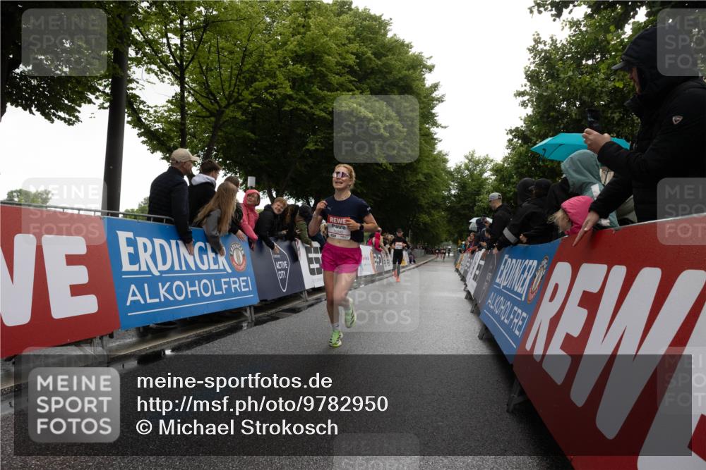 14.06.2026 - REWE Women's Run Michael Strokosch http://msf.ph/oto/9782950 14.06.2026 09:44:36 Laufen  meine-sportfotos.de