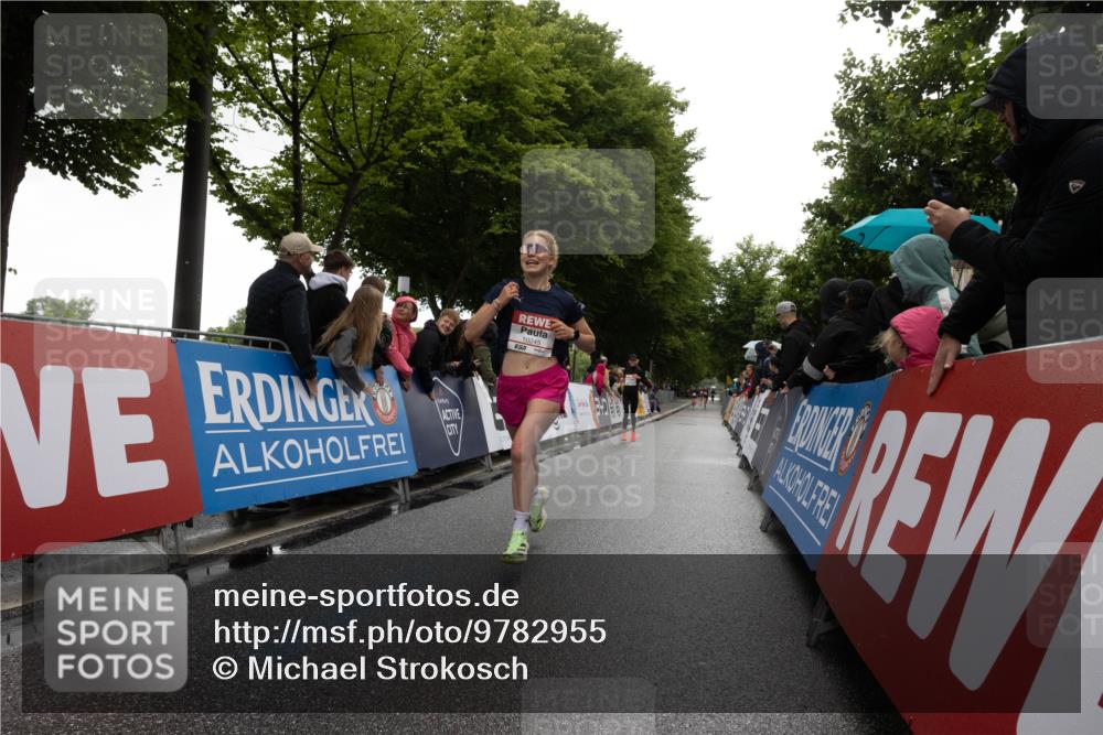 14.06.2026 - REWE Women's Run Michael Strokosch http://msf.ph/oto/9782955 14.06.2026 09:44:36 Laufen 10245 meine-sportfotos.de