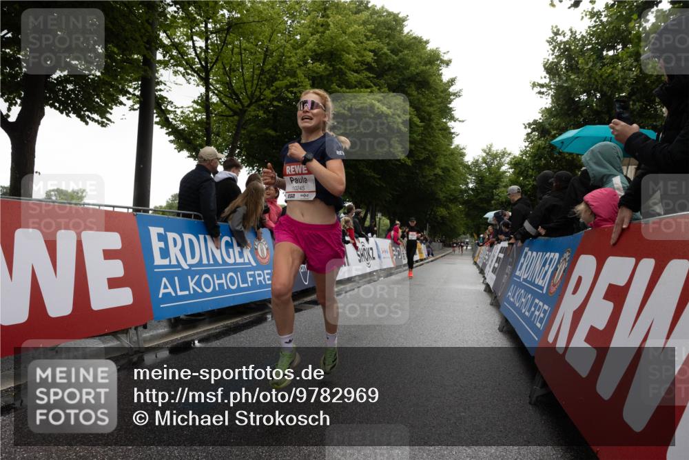 14.06.2026 - REWE Women's Run Michael Strokosch http://msf.ph/oto/9782969 14.06.2026 09:44:36 Laufen 10245 meine-sportfotos.de
