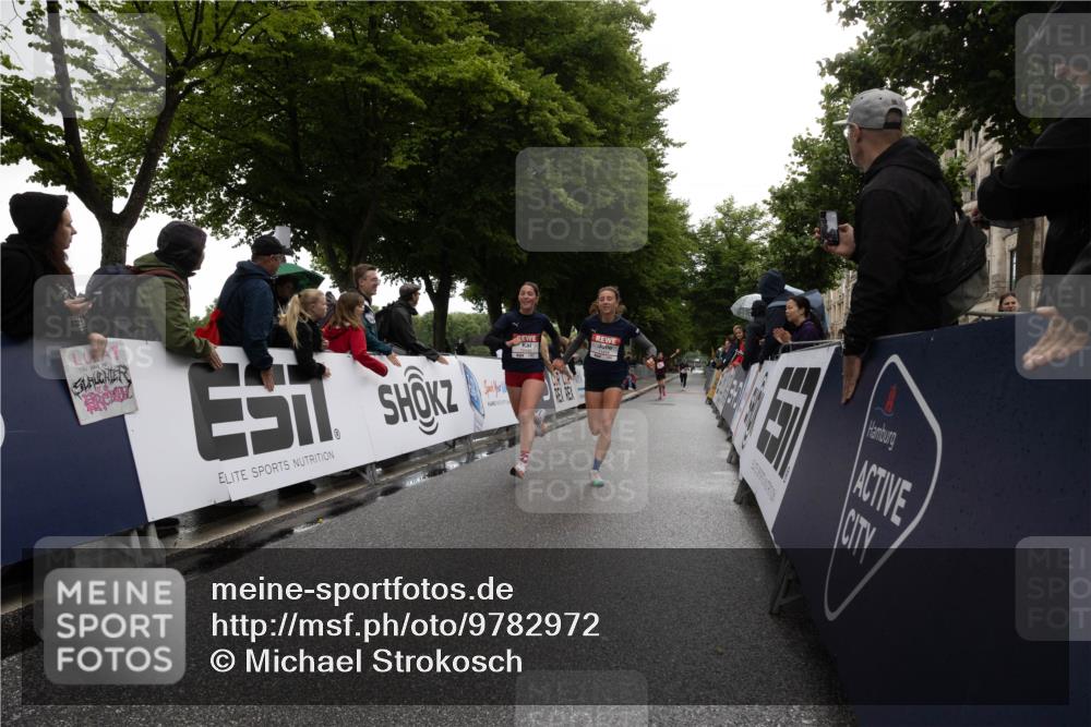 14.06.2026 - REWE Women's Run Michael Strokosch http://msf.ph/oto/9782972 14.06.2026 09:44:45 Laufen  meine-sportfotos.de