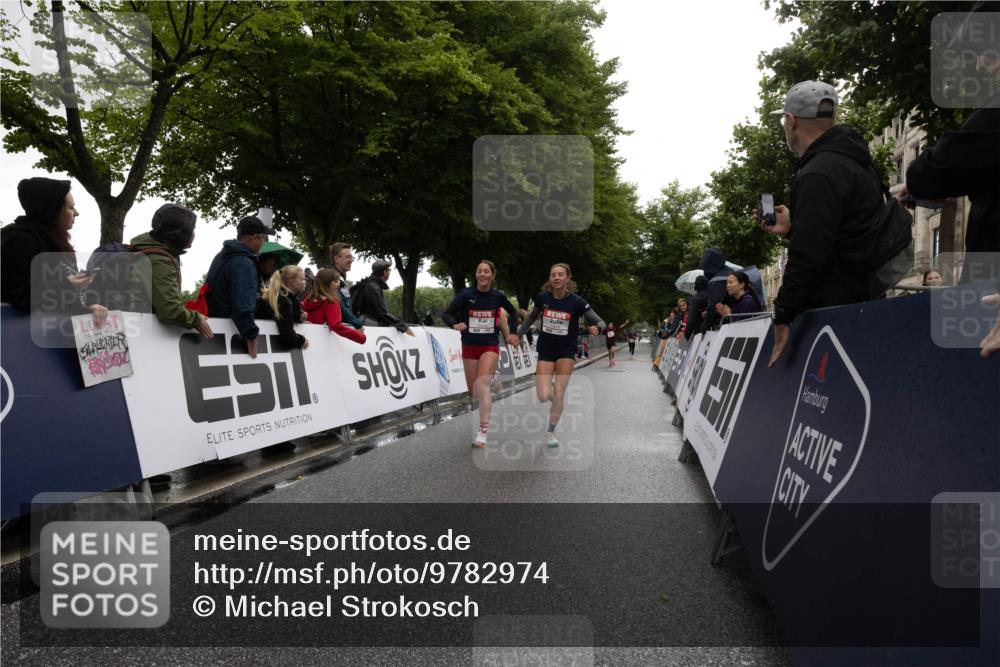 14.06.2026 - REWE Women's Run Michael Strokosch http://msf.ph/oto/9782974 14.06.2026 09:44:46 Laufen  meine-sportfotos.de