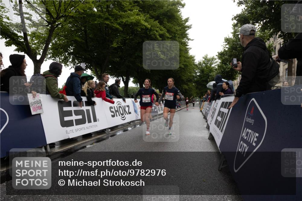 14.06.2026 - REWE Women's Run Michael Strokosch http://msf.ph/oto/9782976 14.06.2026 09:44:46 Laufen 11418 meine-sportfotos.de