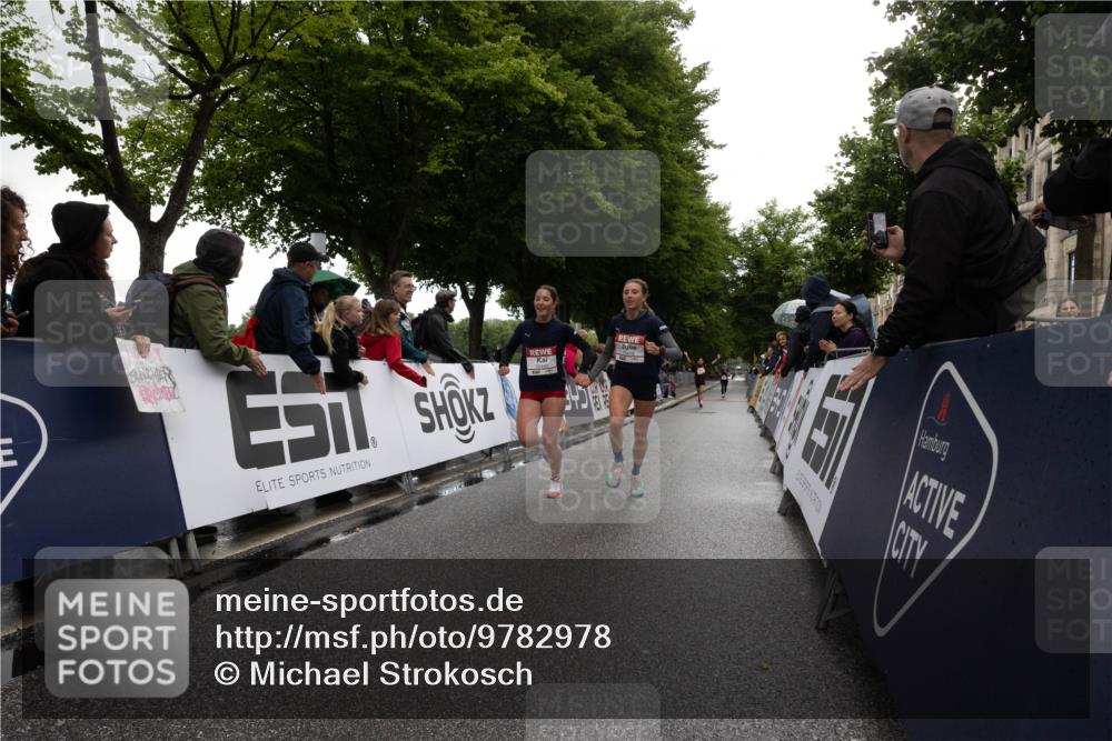 14.06.2026 - REWE Women's Run Michael Strokosch http://msf.ph/oto/9782978 14.06.2026 09:44:46 Laufen  meine-sportfotos.de