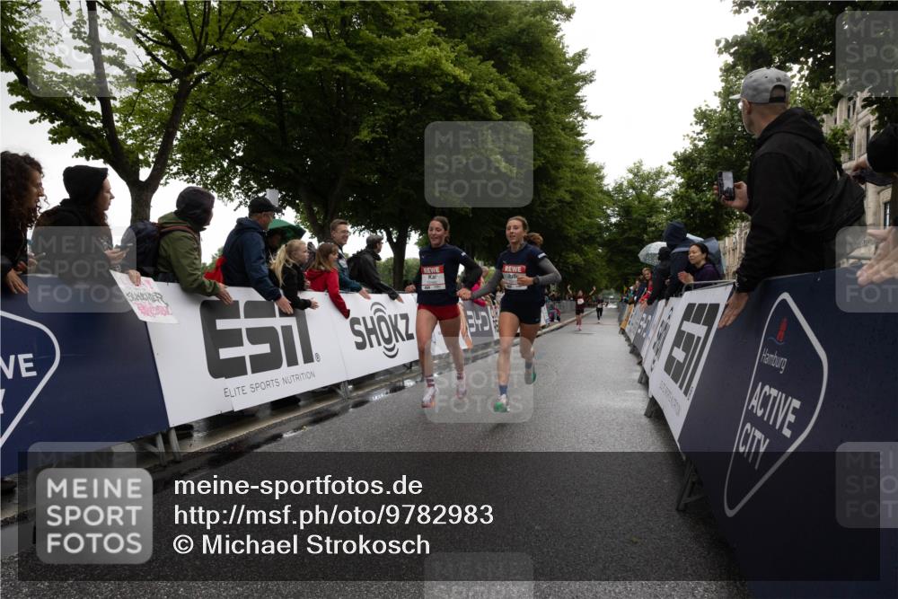 14.06.2026 - REWE Women's Run Michael Strokosch http://msf.ph/oto/9782983 14.06.2026 09:44:46 Laufen  meine-sportfotos.de