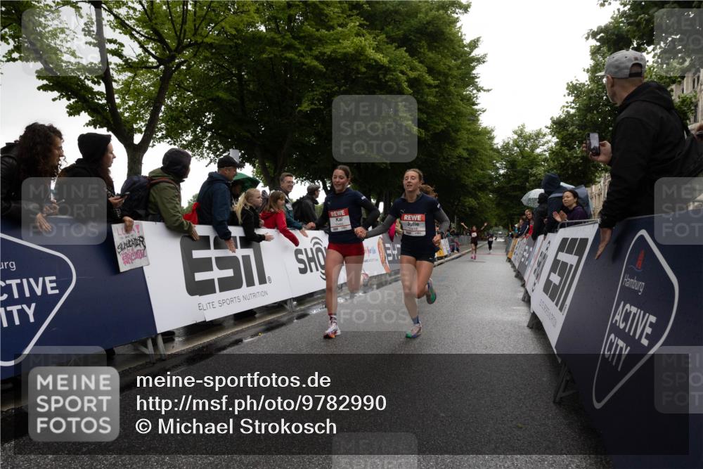 14.06.2026 - REWE Women's Run Michael Strokosch http://msf.ph/oto/9782990 14.06.2026 09:44:46 Laufen  meine-sportfotos.de