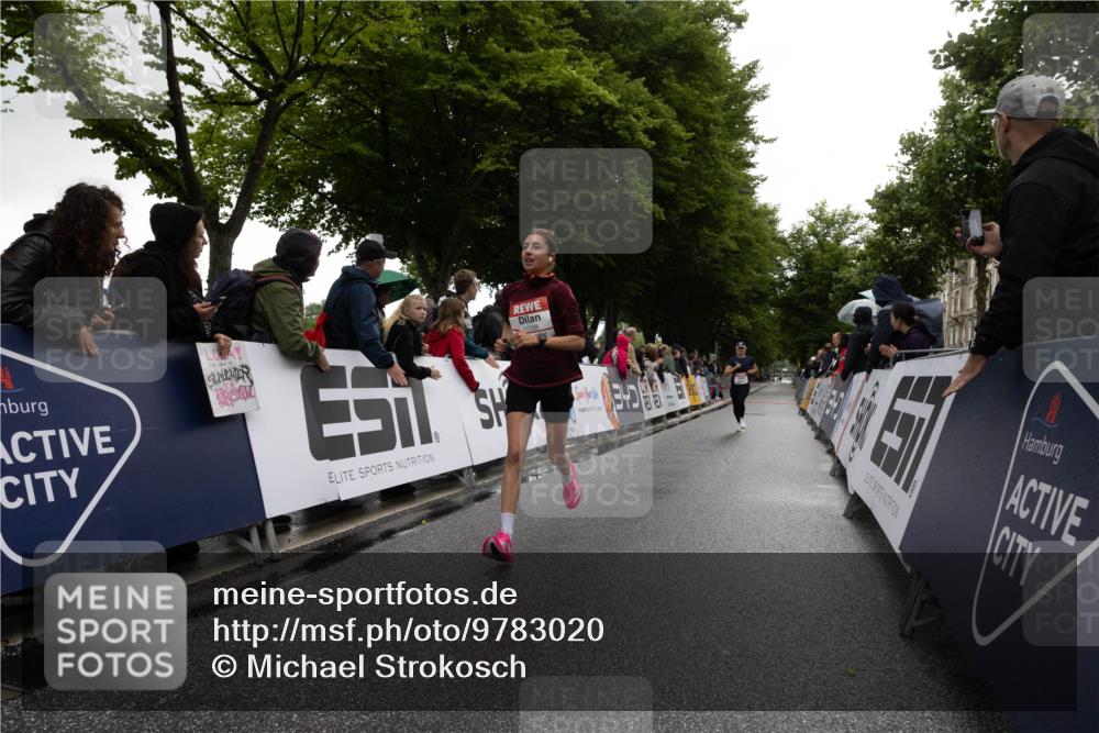 14.06.2026 - REWE Women's Run Michael Strokosch http://msf.ph/oto/9783020 14.06.2026 09:44:51 Laufen  meine-sportfotos.de