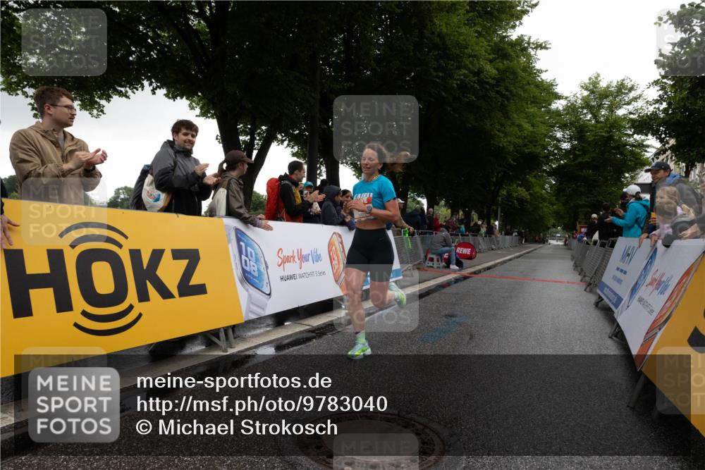 14.06.2026 - REWE Women's Run Michael Strokosch http://msf.ph/oto/9783040 14.06.2026 09:45:19 Laufen 5 meine-sportfotos.de
