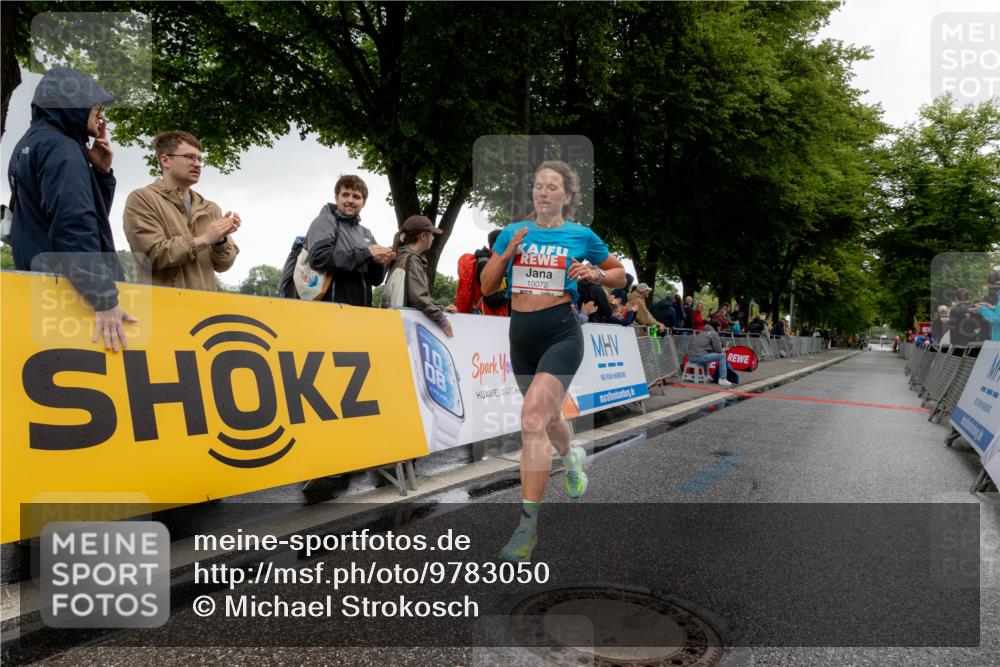 14.06.2026 - REWE Women's Run Michael Strokosch http://msf.ph/oto/9783050 14.06.2026 09:45:20 Laufen 10072 meine-sportfotos.de