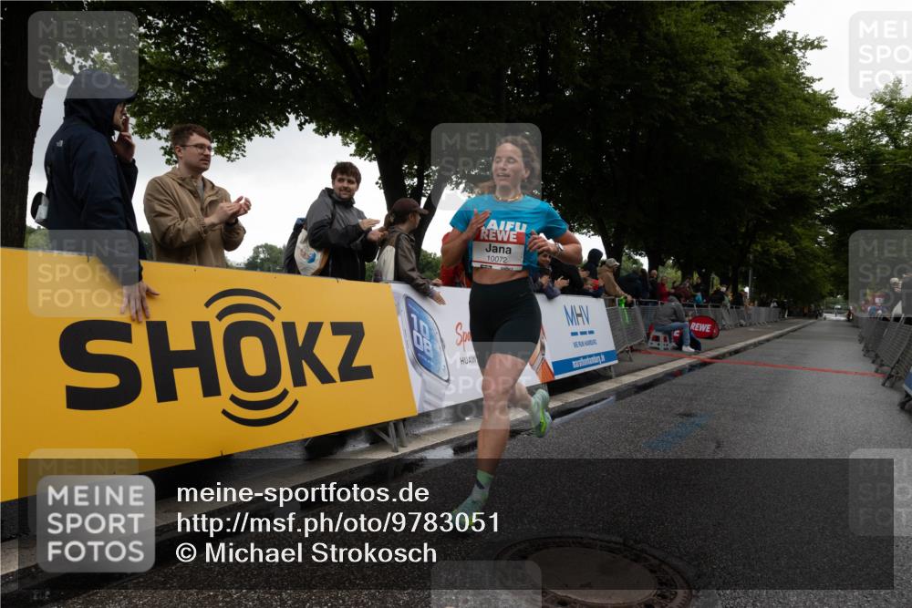 14.06.2026 - REWE Women's Run Michael Strokosch http://msf.ph/oto/9783051 14.06.2026 09:45:20 Laufen 10072 meine-sportfotos.de