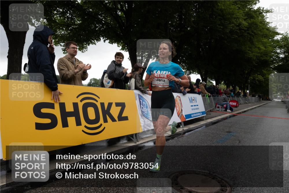 14.06.2026 - REWE Women's Run Michael Strokosch http://msf.ph/oto/9783054 14.06.2026 09:45:20 Laufen 10072 meine-sportfotos.de