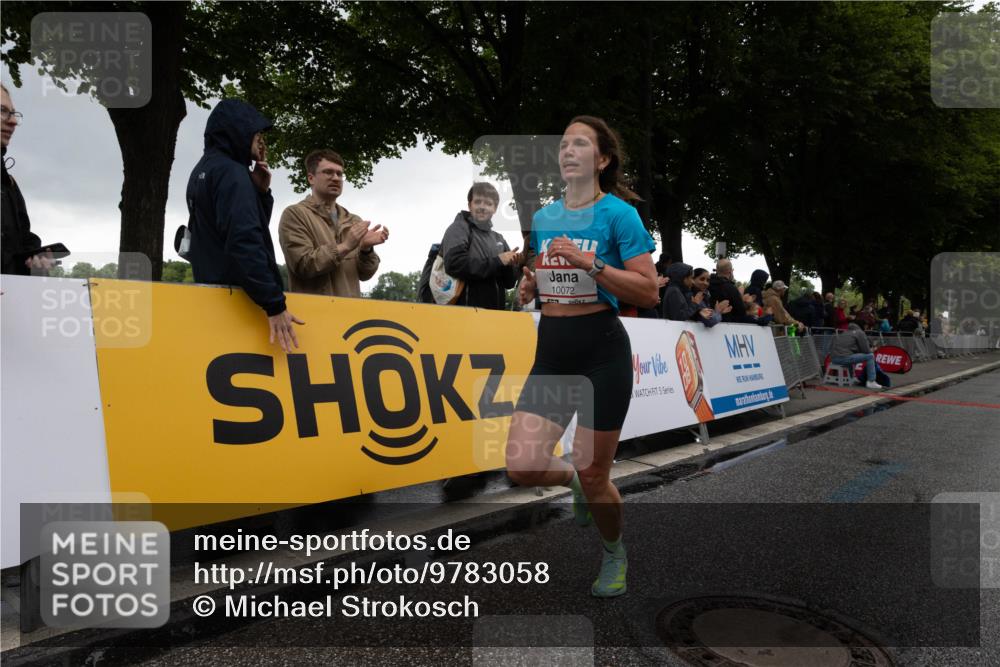 14.06.2026 - REWE Women's Run Michael Strokosch http://msf.ph/oto/9783058 14.06.2026 09:45:20 Laufen 10072, 5 meine-sportfotos.de