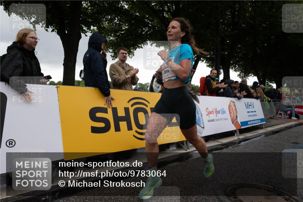 14.06.2026 - REWE Women's Run Michael Strokosch http://msf.ph/oto/9783064 14.06.2026 09:45:20 Laufen 10072, 5 meine-sportfotos.de