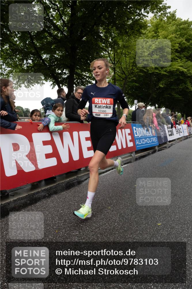 14.06.2026 - REWE Women's Run Michael Strokosch http://msf.ph/oto/9783103 14.06.2026 09:47:32 Laufen 10386, 7 meine-sportfotos.de