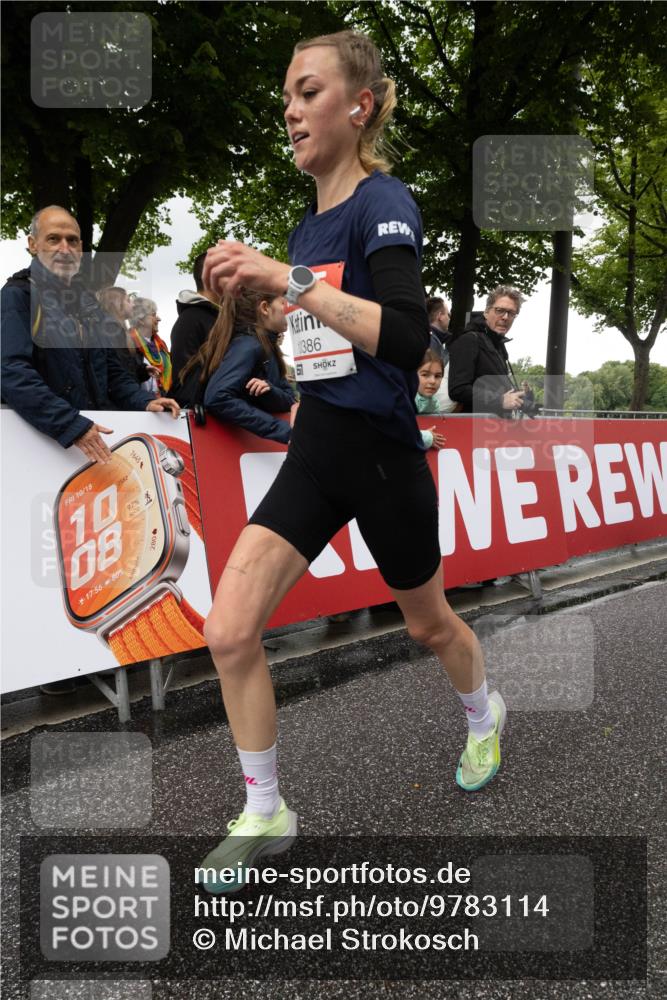 14.06.2026 - REWE Women's Run Michael Strokosch http://msf.ph/oto/9783114 14.06.2026 09:47:32 Laufen 7645, 10, 18, 10, 08, 17, 56, 80, 1752, 97, 02, 1952, 1386 meine-sportfotos.de