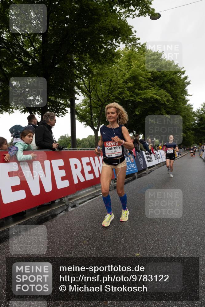 14.06.2026 - REWE Women's Run Michael Strokosch http://msf.ph/oto/9783122 14.06.2026 09:47:36 Laufen 57, 10488 meine-sportfotos.de
