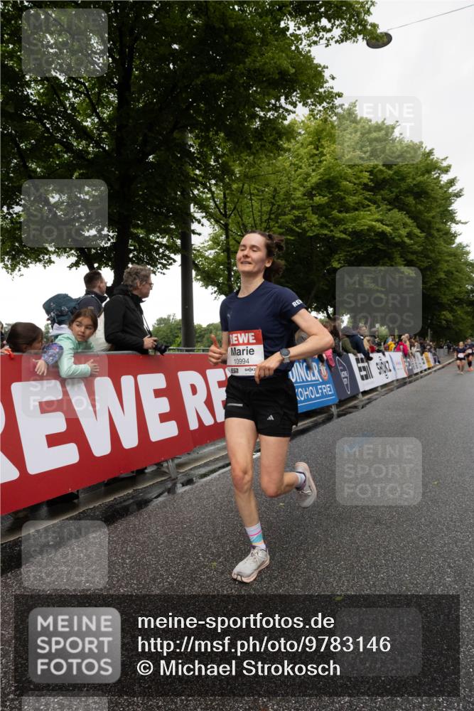 14.06.2026 - REWE Women's Run Michael Strokosch http://msf.ph/oto/9783146 14.06.2026 09:47:38 Laufen 10994 meine-sportfotos.de