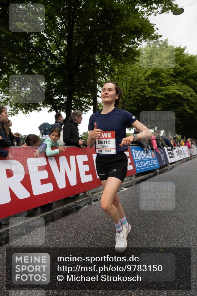 14.06.2026 - REWE Women's Run Michael Strokosch http://msf.ph/oto/9783150 14.06.2026 09:47:38 Laufen 10994 meine-sportfotos.de