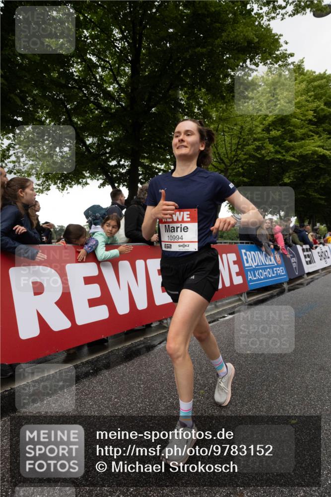 14.06.2026 - REWE Women's Run Michael Strokosch http://msf.ph/oto/9783152 14.06.2026 09:47:38 Laufen 10994, 57, 40 meine-sportfotos.de