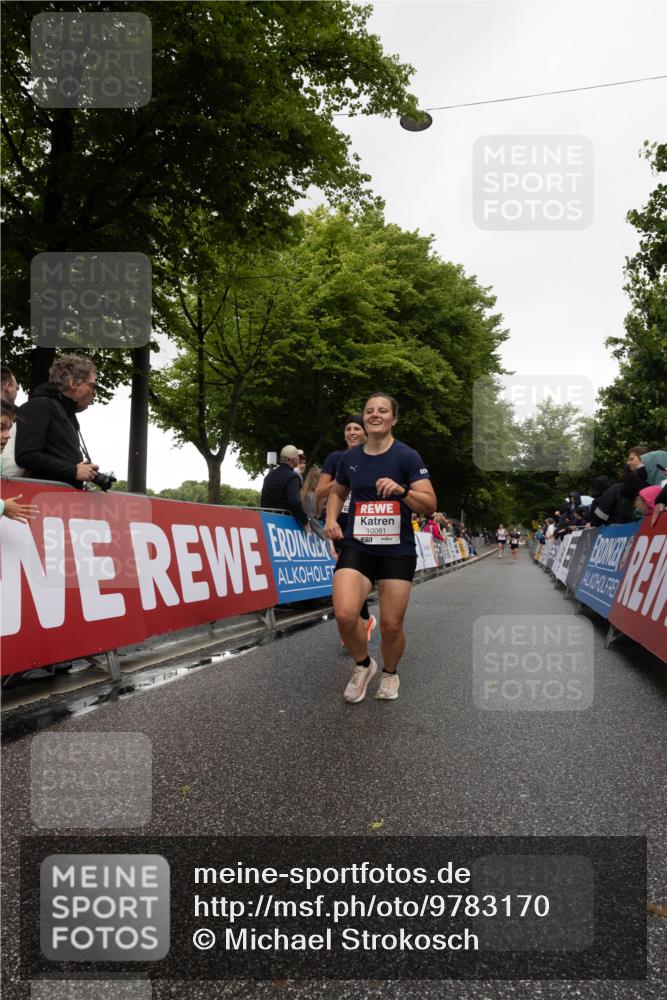 14.06.2026 - REWE Women's Run Michael Strokosch http://msf.ph/oto/9783170 14.06.2026 09:47:43 Laufen 10081 meine-sportfotos.de