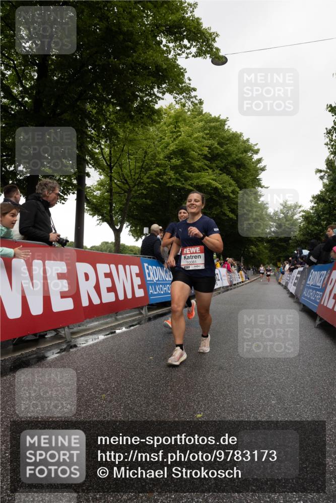 14.06.2026 - REWE Women's Run Michael Strokosch http://msf.ph/oto/9783173 14.06.2026 09:47:43 Laufen 10081, 1 meine-sportfotos.de