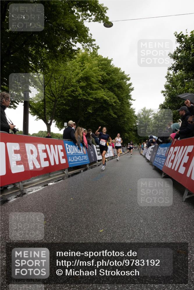 14.06.2026 - REWE Women's Run Michael Strokosch http://msf.ph/oto/9783192 14.06.2026 09:47:49 Laufen  meine-sportfotos.de