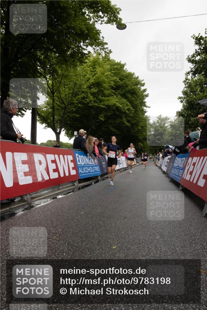 14.06.2026 - REWE Women's Run Michael Strokosch http://msf.ph/oto/9783198 14.06.2026 09:47:49 Laufen  meine-sportfotos.de