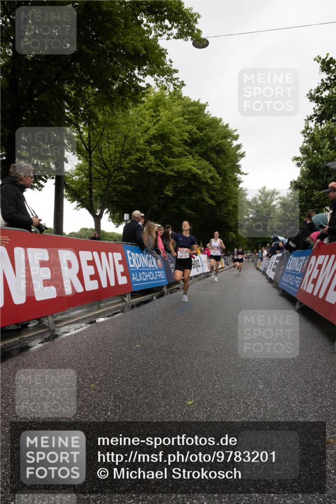 14.06.2026 - REWE Women's Run Michael Strokosch http://msf.ph/oto/9783201 14.06.2026 09:47:49 Laufen  meine-sportfotos.de