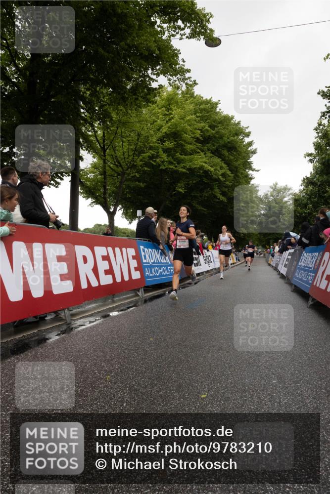 14.06.2026 - REWE Women's Run Michael Strokosch http://msf.ph/oto/9783210 14.06.2026 09:47:50 Laufen  meine-sportfotos.de