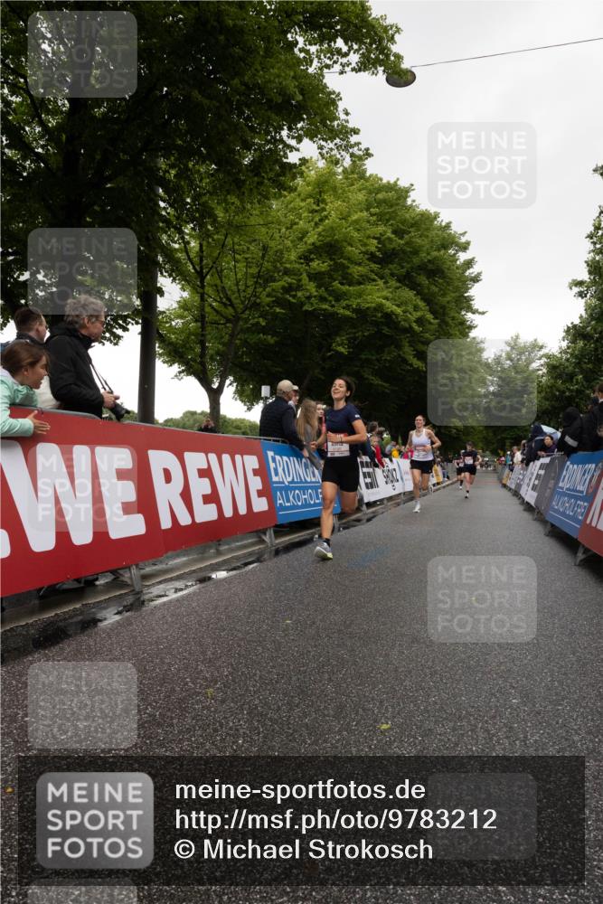 14.06.2026 - REWE Women's Run Michael Strokosch http://msf.ph/oto/9783212 14.06.2026 09:47:50 Laufen  meine-sportfotos.de