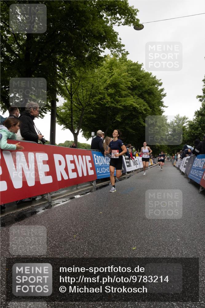 14.06.2026 - REWE Women's Run Michael Strokosch http://msf.ph/oto/9783214 14.06.2026 09:47:50 Laufen  meine-sportfotos.de