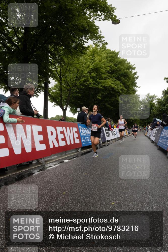 14.06.2026 - REWE Women's Run Michael Strokosch http://msf.ph/oto/9783216 14.06.2026 09:47:50 Laufen  meine-sportfotos.de