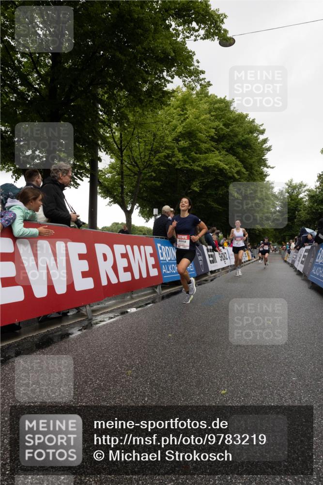 14.06.2026 - REWE Women's Run Michael Strokosch http://msf.ph/oto/9783219 14.06.2026 09:47:50 Laufen  meine-sportfotos.de